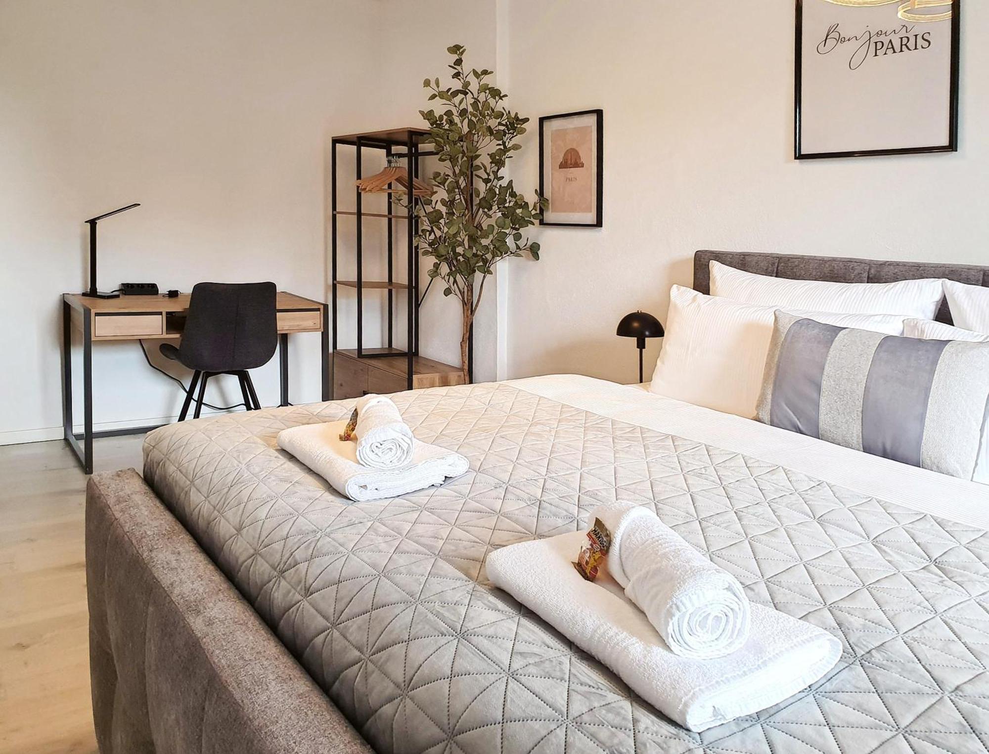 Livation - Apartments Hamm-Mitte - 2 Zi - Nespresso - Smarttv - Freewifi - Ausgestattete Kueche - 24H Check-In - Bis 4 Pers Pro Apartment Hamm  Exterior photo